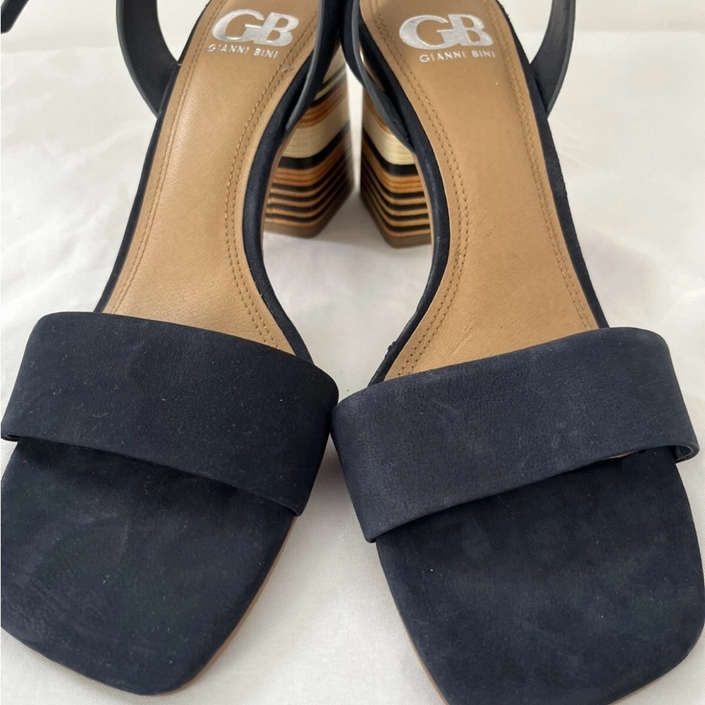 Gianni Bini Black and Tan Heels with Striped Block Heel - Picture 4 of 7